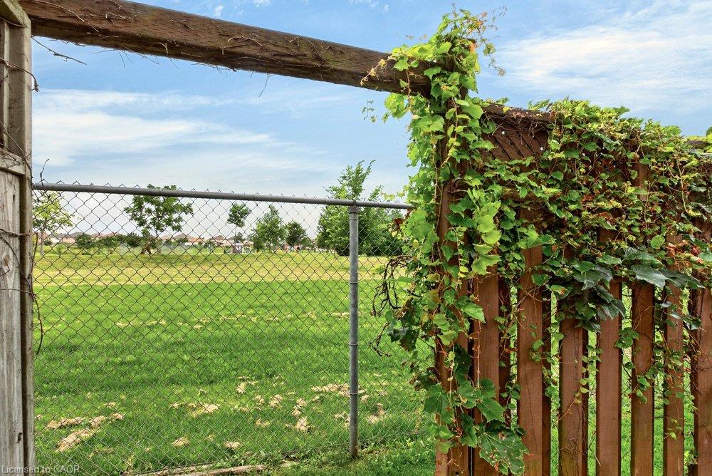 15-1860 Upper Gage Avenue Property Photo 31