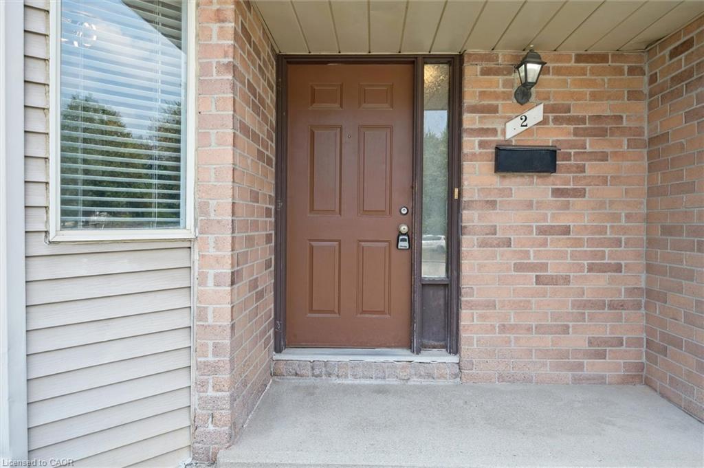 2-750 Erinbrook Drive Property Photo 3