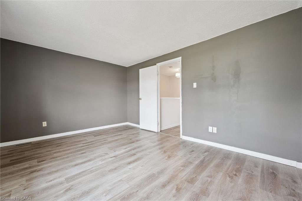2-750 Erinbrook Drive Property Photo 19