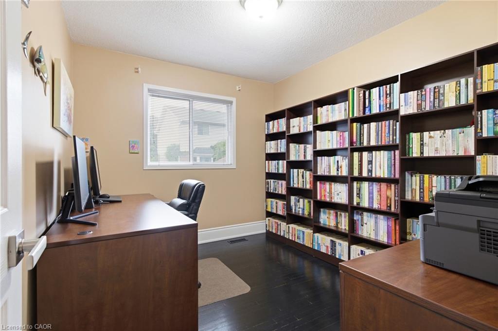 196 Harwood Road Property Photo 17