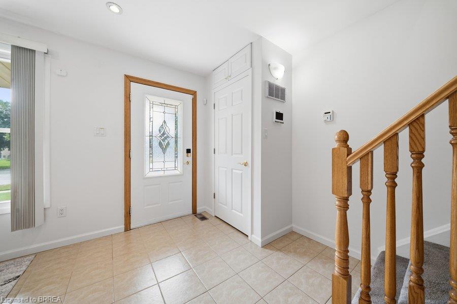 119 Brantwood Park Road Property Photo 7