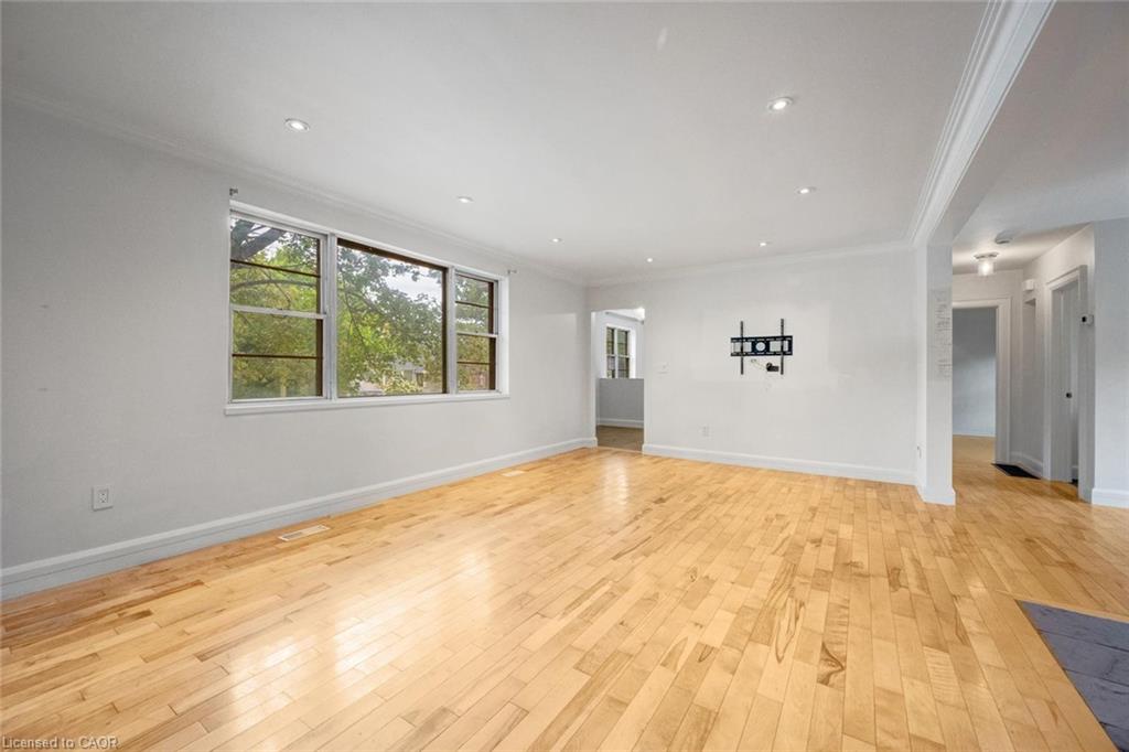 7 Washington Avenue Property Photo 7