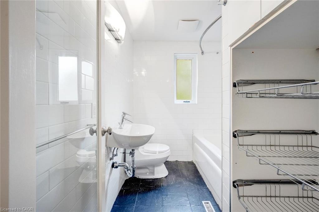 7 Washington Avenue Property Photo 32