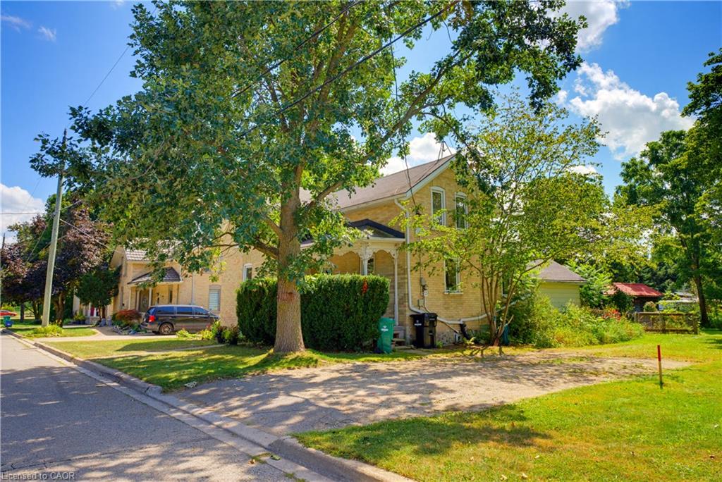 1256 Maryhill Road Property Photo 4