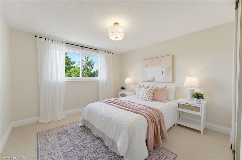 32 Silvervine Drive Property Photo 14