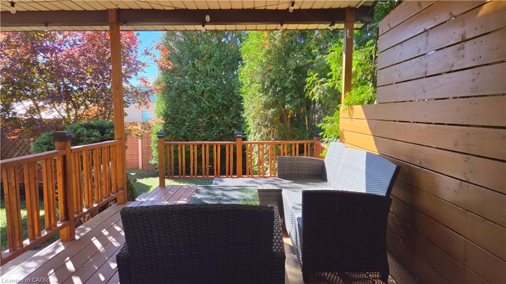 32 Silvervine Drive Property Photo 22