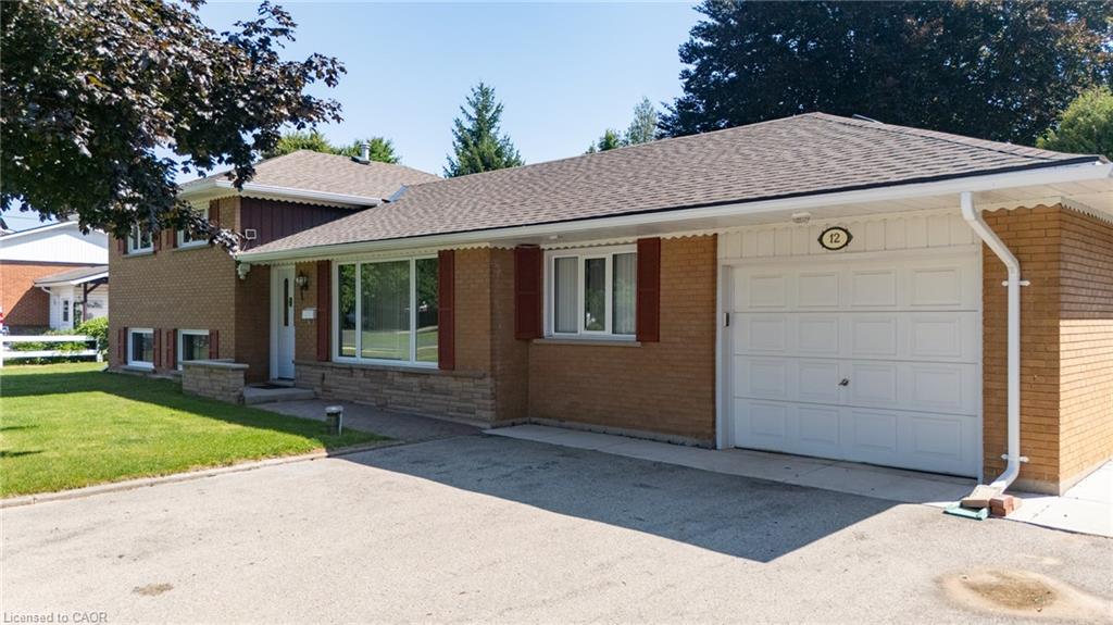 12 Glendale Crescent Property Photo 2