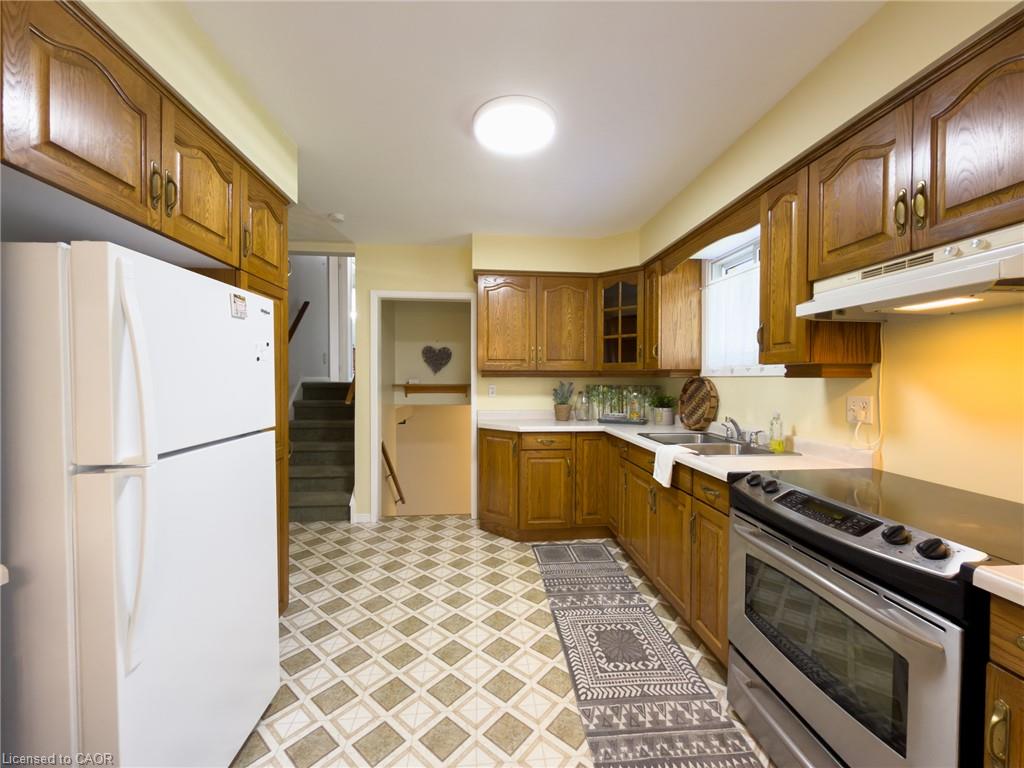 12 Glendale Crescent Property Photo 9