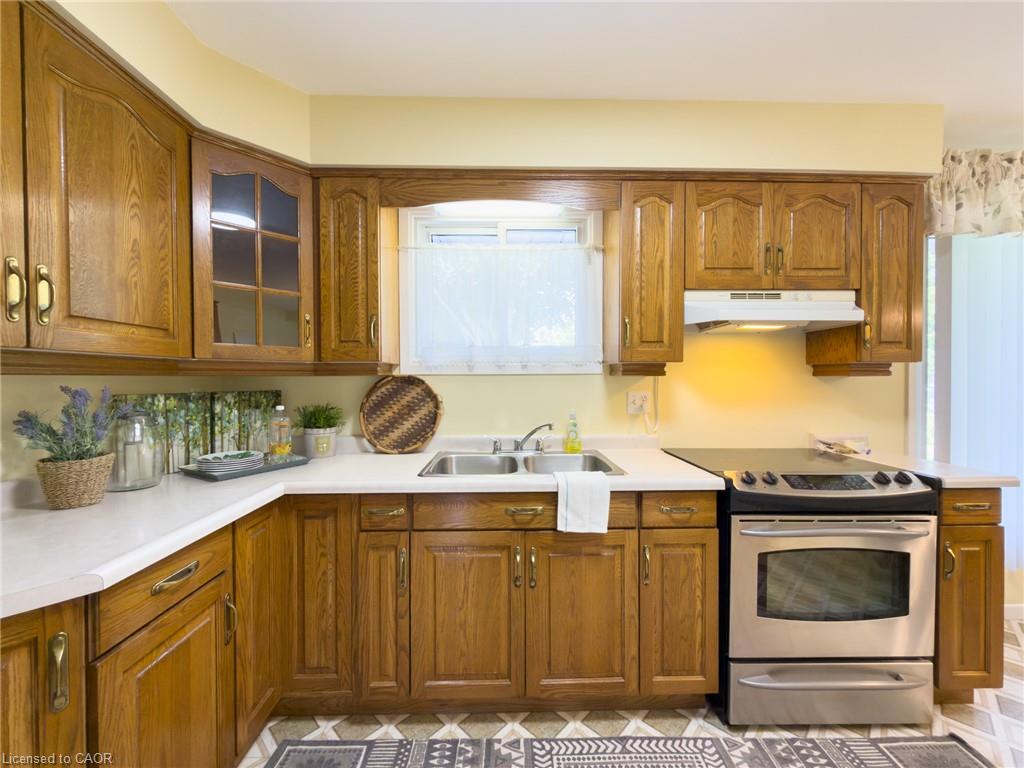12 Glendale Crescent Property Photo 10