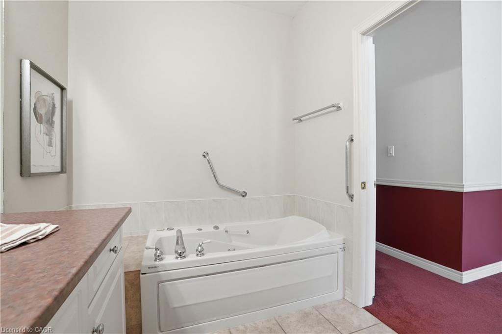 12-58 Glendale Avenue Property Photo 16