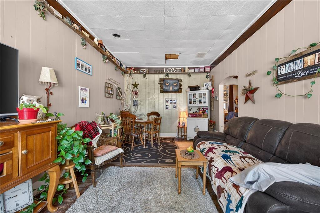 18 King Street Property Photo 31