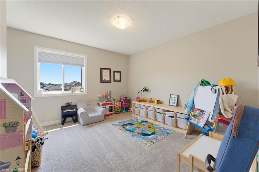 192 Gibbons Street Property Photo 16