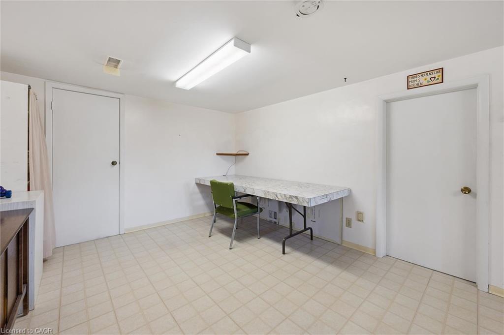 133 Emma Street Property Photo 23