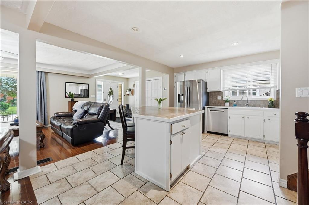 15 Edgar Drive Property Photo 10