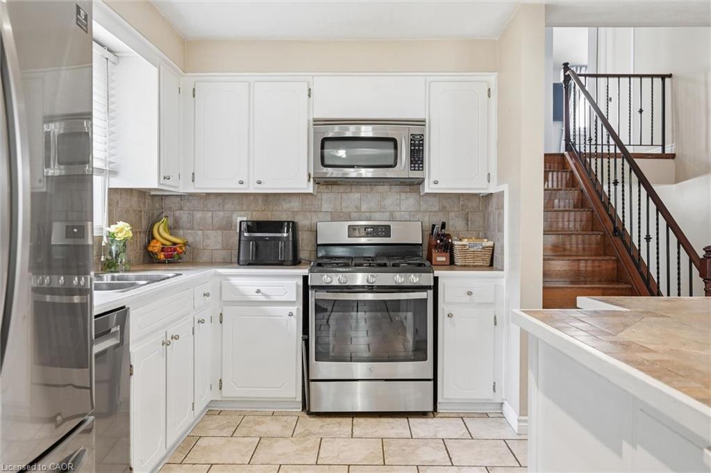 15 Edgar Drive Property Photo 12
