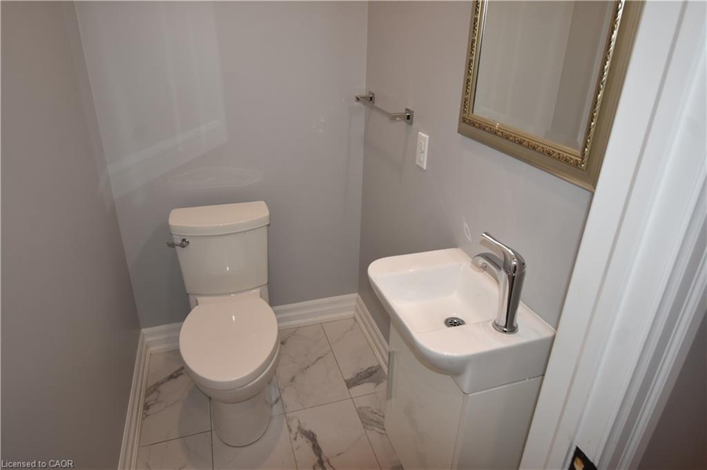 2-1294 Coric Avenue Property Photo 9