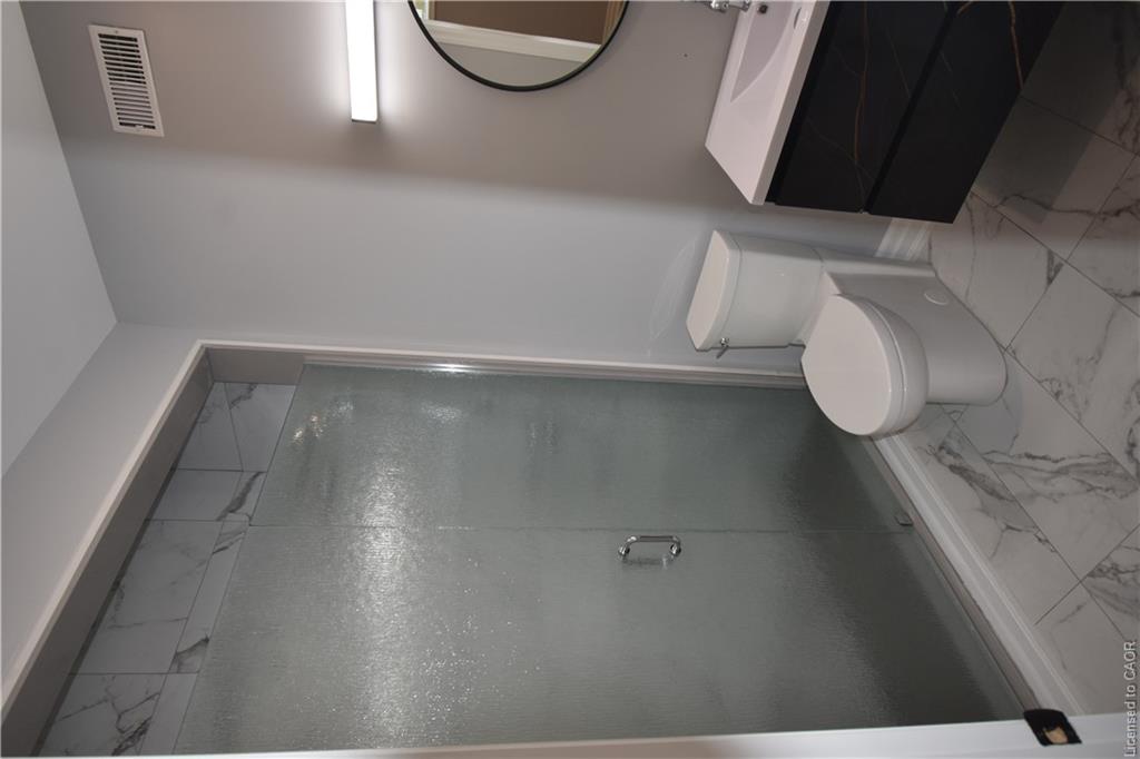 2-1294 Coric Avenue Property Photo 17