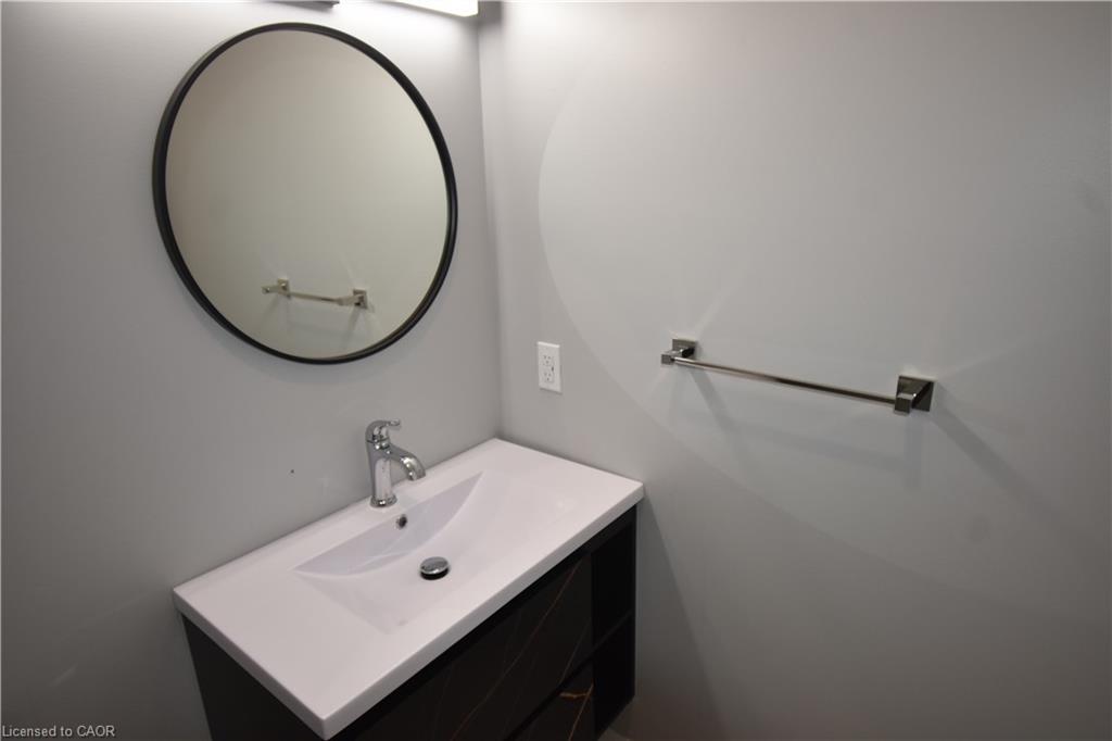 2-1294 Coric Avenue Property Photo 20