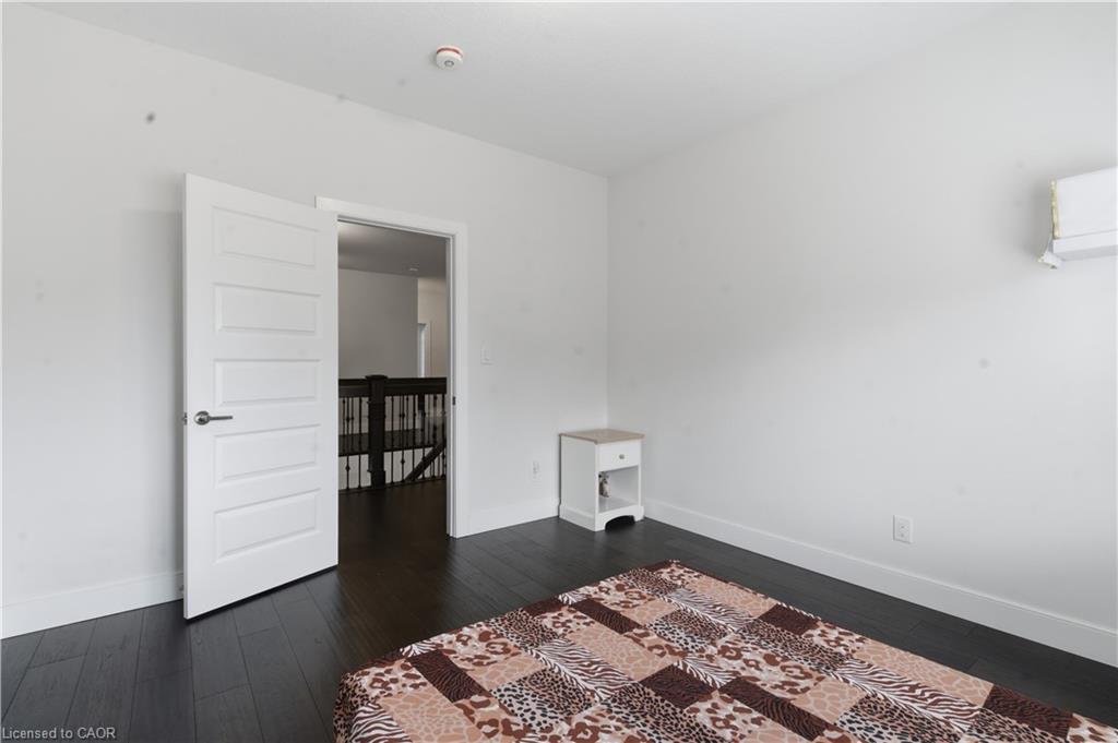 2000 Maddex Way Property Photo 33