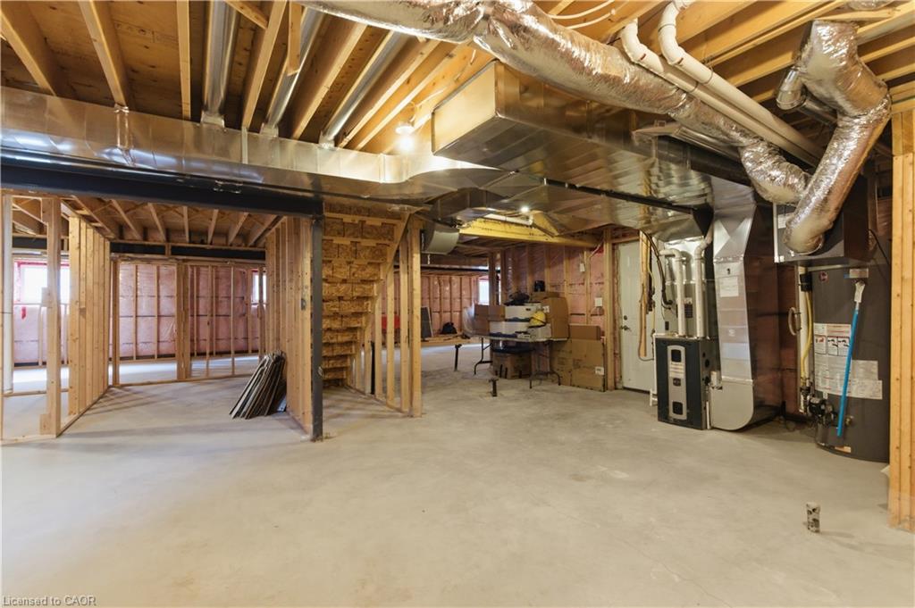 2000 Maddex Way Property Photo 48