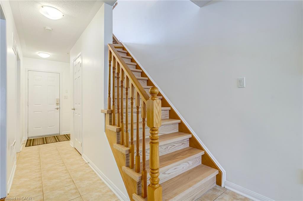 672 Mceastern Path Property Photo 6