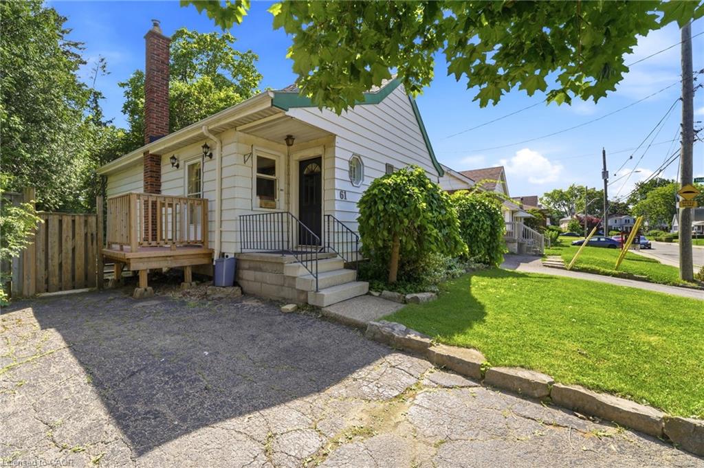 61 Glenmount Avenue Property Photo 4