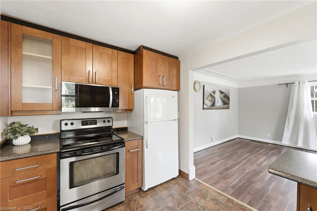 61 Glenmount Avenue Property Photo 14