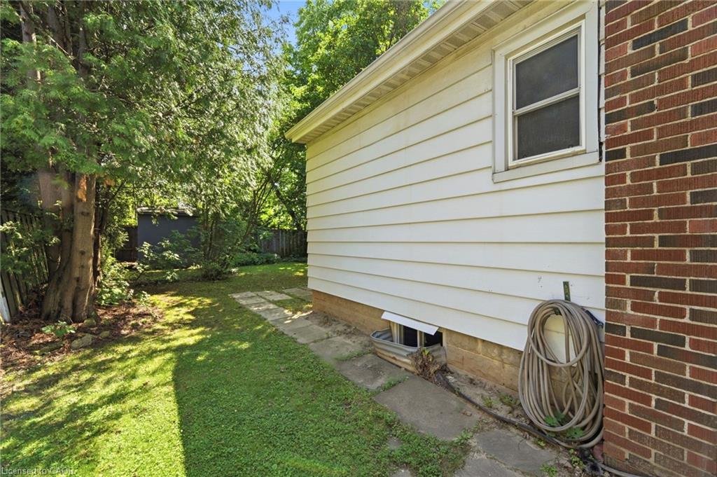 61 Glenmount Avenue Property Photo 33