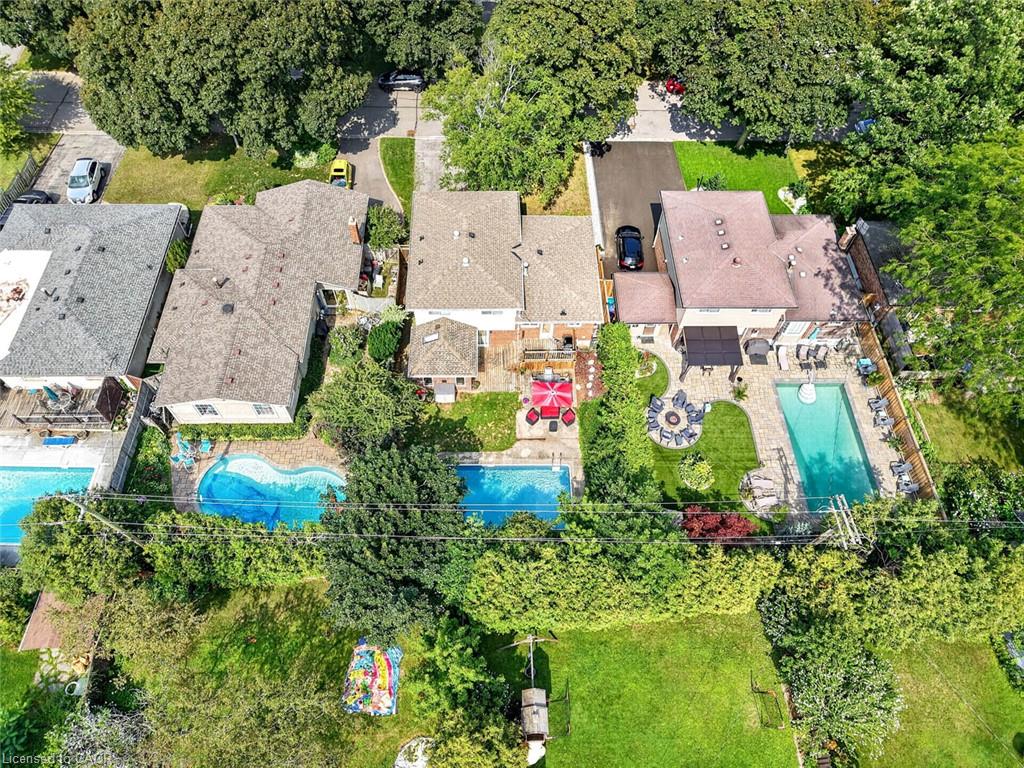 516 Kenmarr Crescent Property Photo 5