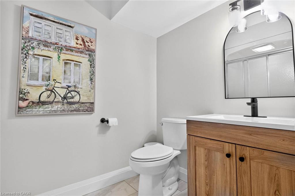516 Kenmarr Crescent Property Photo 27