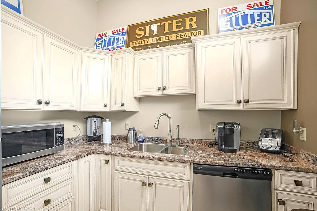 4023 Highway 6 Property Photo 39
