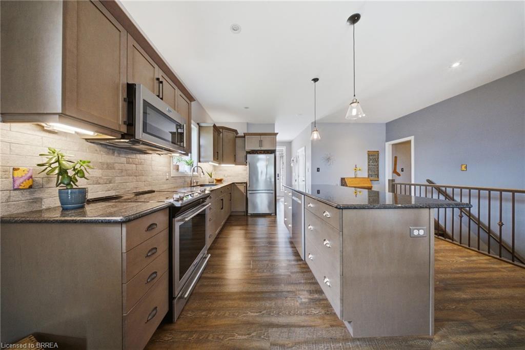 14 Ridgewood Court Property Photo 9