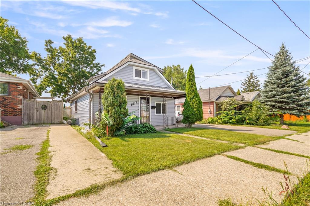 345 Nelson Street Property Photo 2