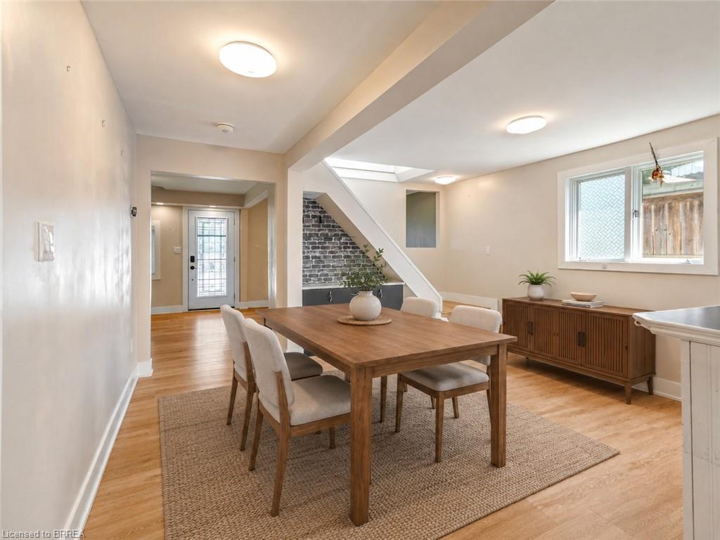 345 Nelson Street Property Photo 17