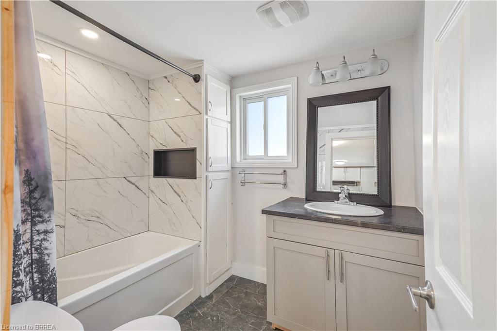 345 Nelson Street Property Photo 22