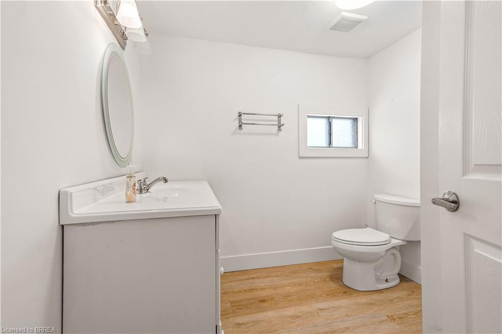 345 Nelson Street Property Photo 33