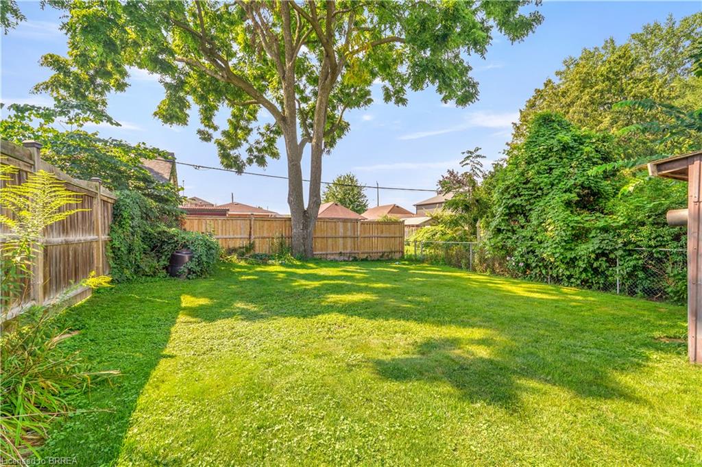 345 Nelson Street Property Photo 43