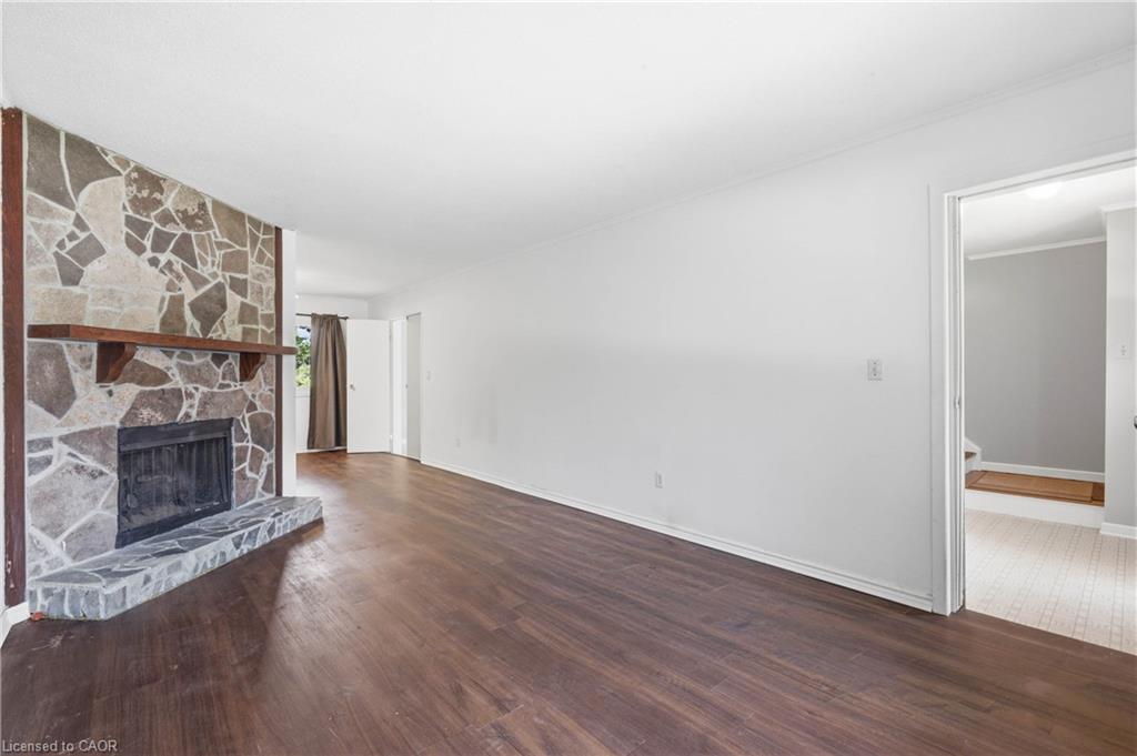 80-121 University Avenue E Property Photo 14