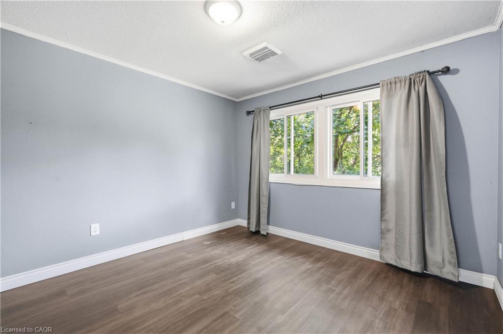 80-121 University Avenue E Property Photo 20