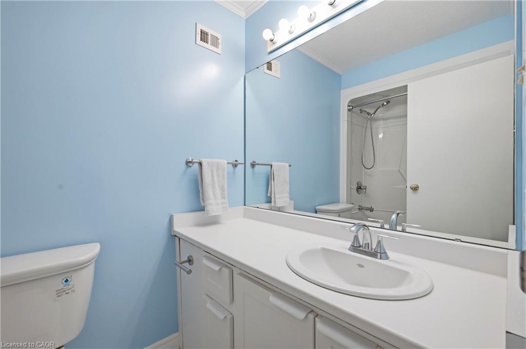 80-121 University Avenue E Property Photo 22