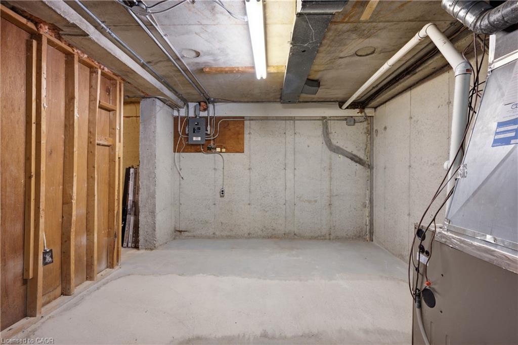 80-121 University Avenue E Property Photo 26