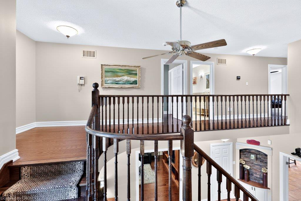324 Oakridge Court Property Photo 24
