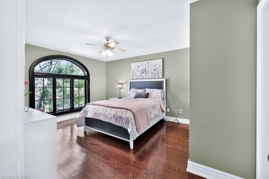 324 Oakridge Court Property Photo 29