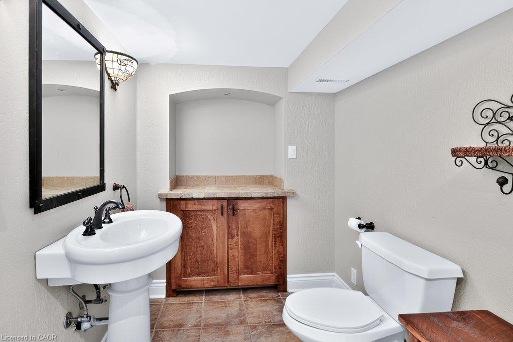 324 Oakridge Court Property Photo 36