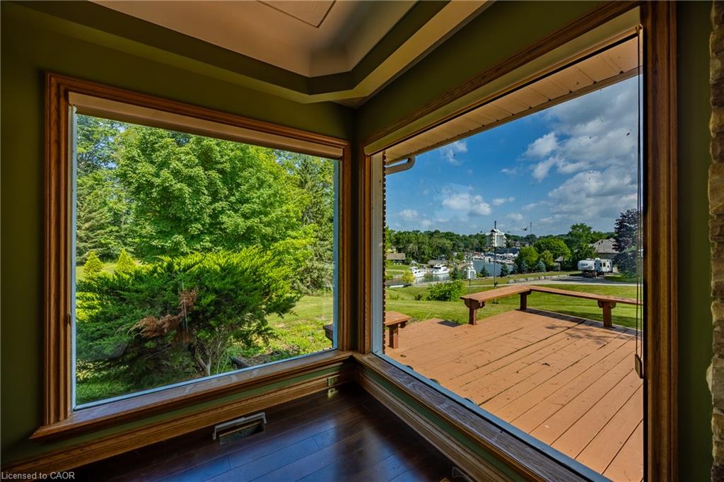 17 Donjon Boulevard Property Photo 16