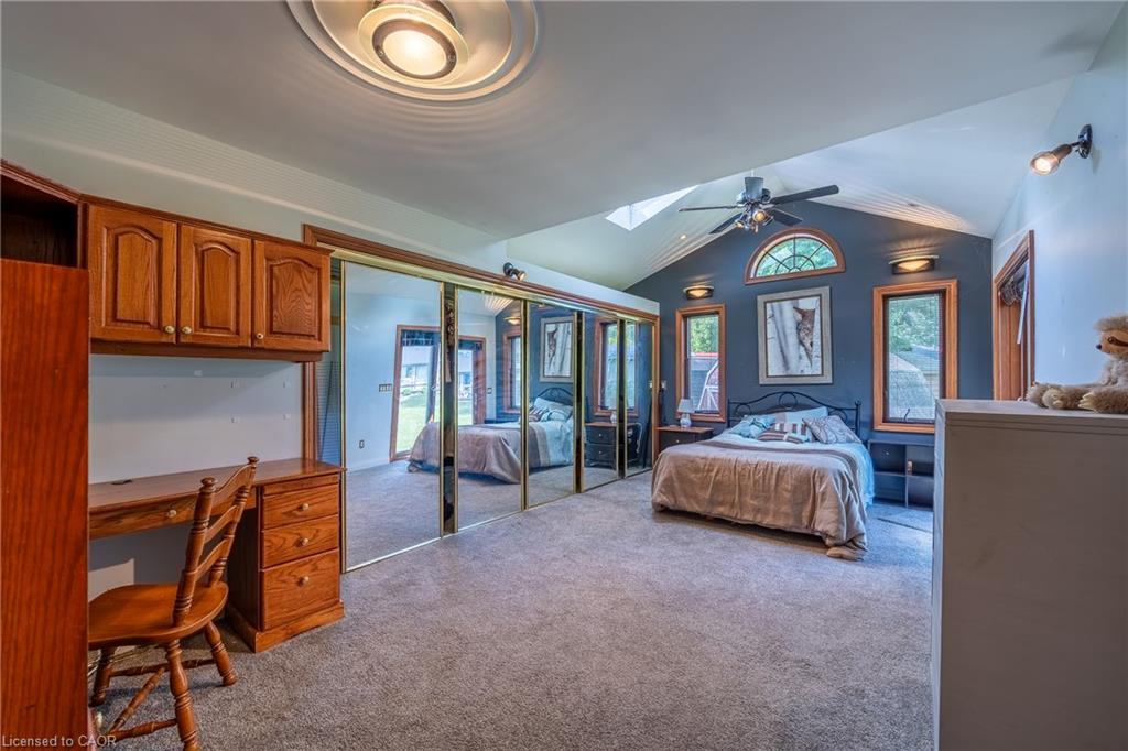 17 Donjon Boulevard Property Photo 22