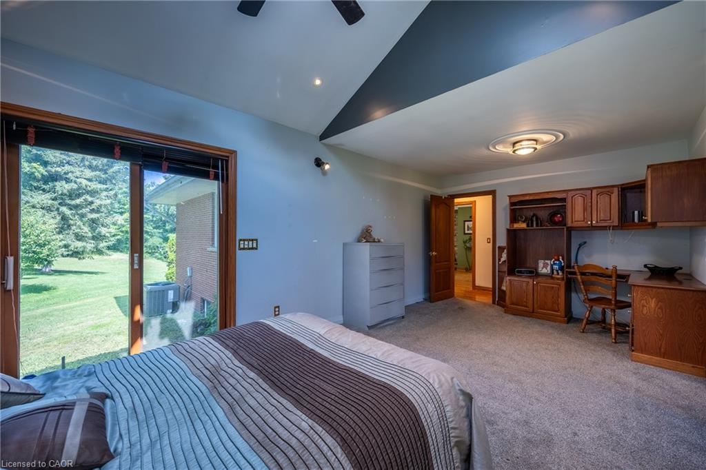 17 Donjon Boulevard Property Photo 23