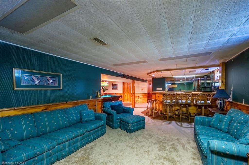 17 Donjon Boulevard Property Photo 32