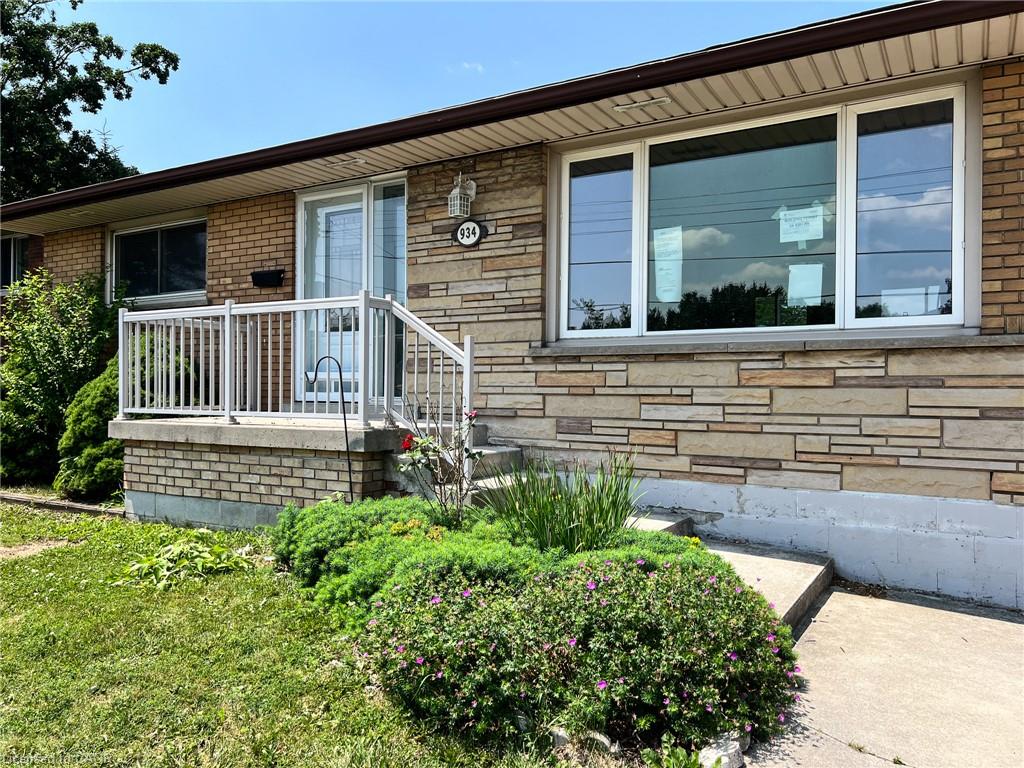 1-934 Upper Ottawa Street Property Photo 1