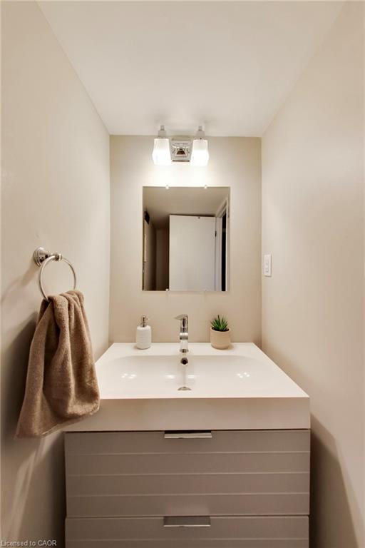 617-895 Maple Avenue Property Photo 7